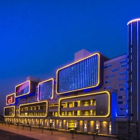 Hotel Avaante Ahmedabad Formerly Known As The Orchid Hotel エクステリア 写真
