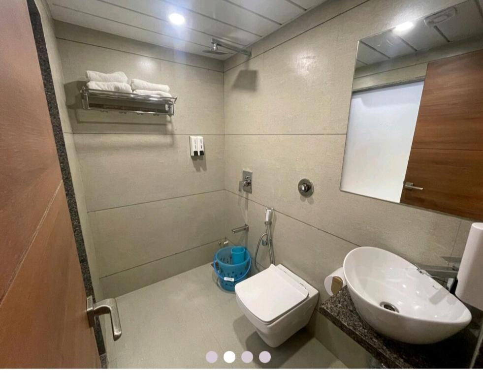 Hotel Avaante Ahmedabad Formerly Known As The Orchid Hotel エクステリア 写真