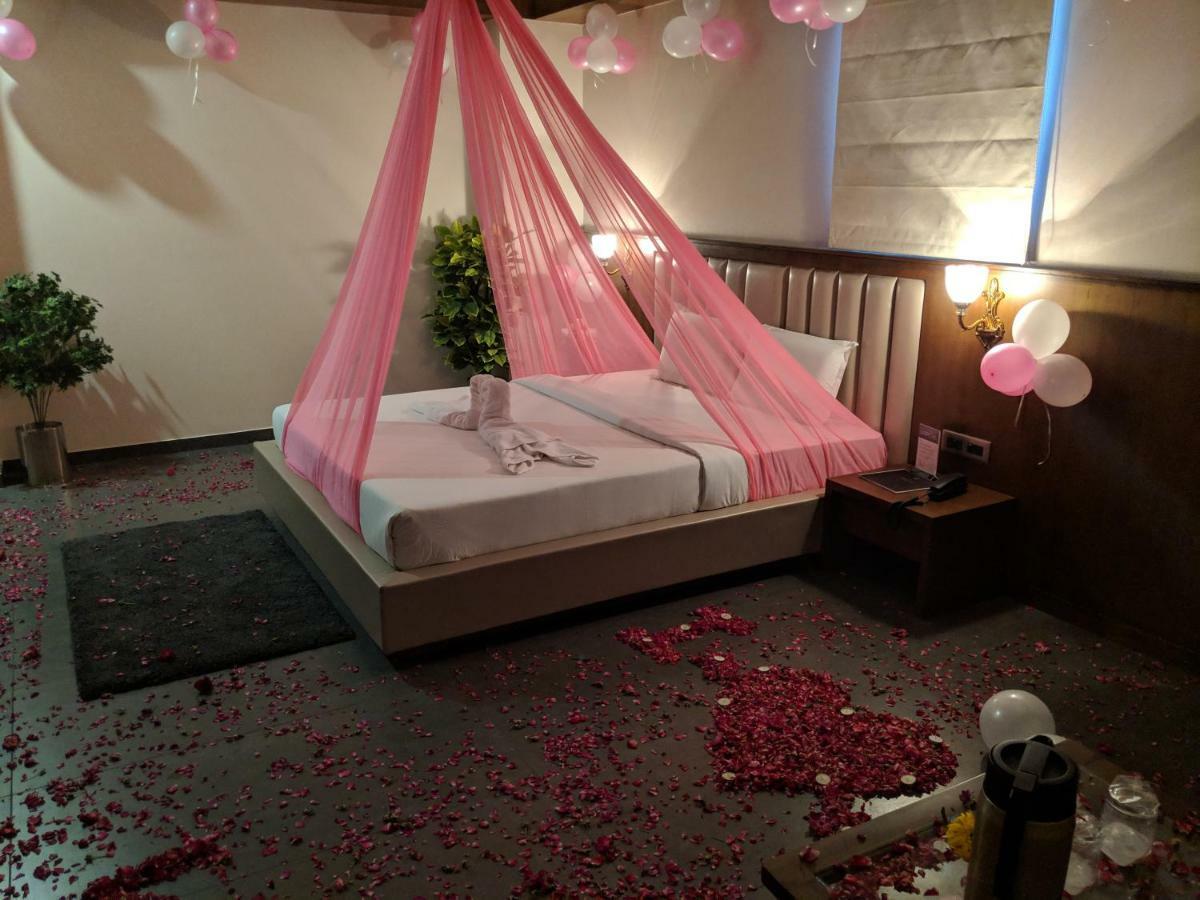Hotel Avaante Ahmedabad Formerly Known As The Orchid Hotel エクステリア 写真
