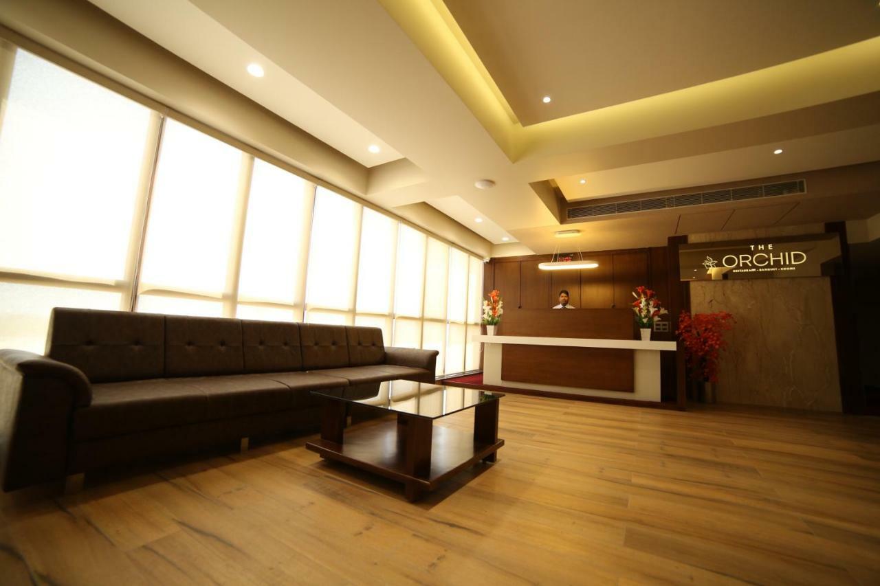Hotel Avaante Ahmedabad Formerly Known As The Orchid Hotel エクステリア 写真
