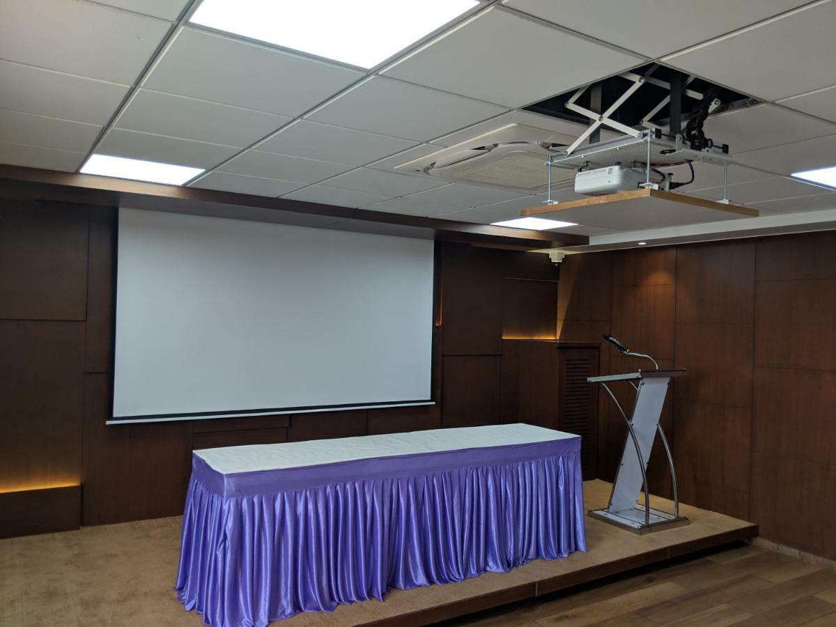 Hotel Avaante Ahmedabad Formerly Known As The Orchid Hotel エクステリア 写真