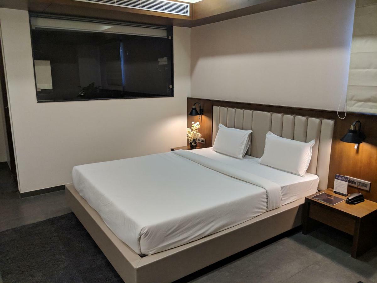 Hotel Avaante Ahmedabad Formerly Known As The Orchid Hotel エクステリア 写真